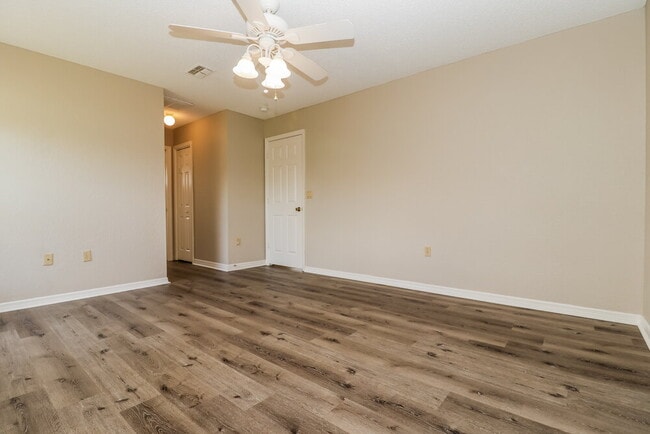 Photo - 3352 Bluestone Ave