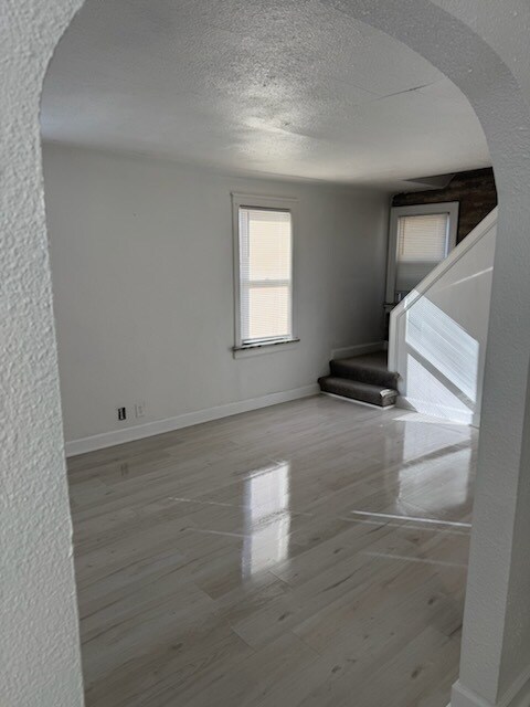 Photo - 13305 Wilfred St