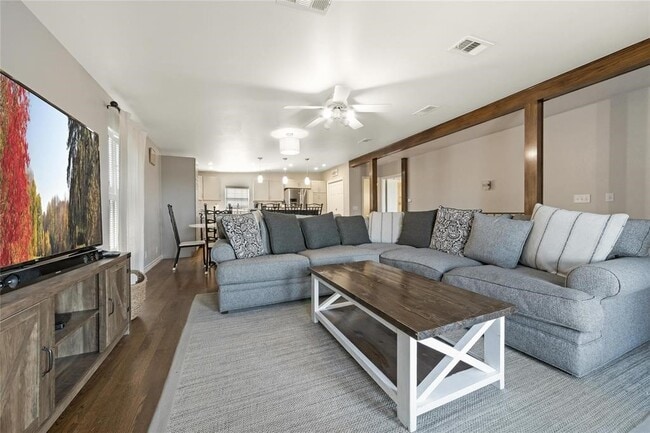 Photo - 705 Nomad Dr