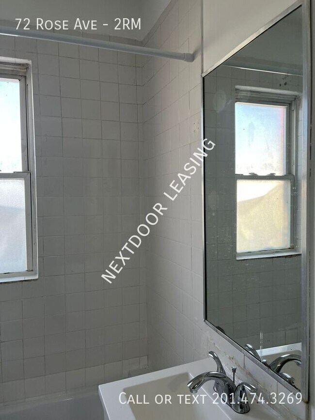 Photo - 72 Rose Ave Unidad 2RM
