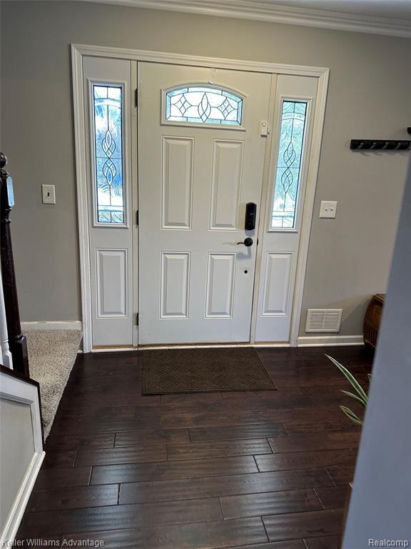 Photo - 2077 Holly Berry Ln