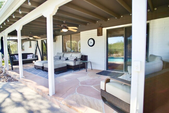 Photo - 4 Bedroom Furnished in Catalina Foothills ...