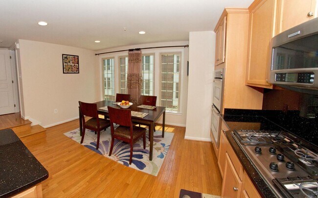 Photo - 3152 Blue Barn Way