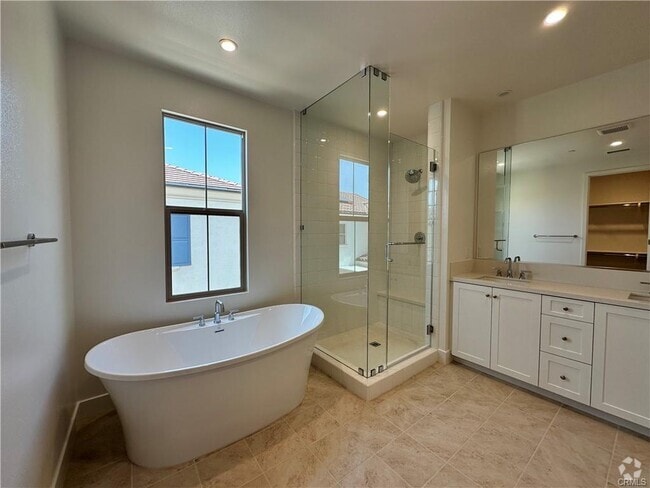Building Photo - 242 Maricopa Hwy Rental