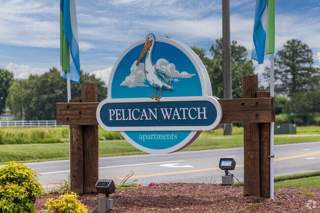 Building Photo - Pelican Watch Rental