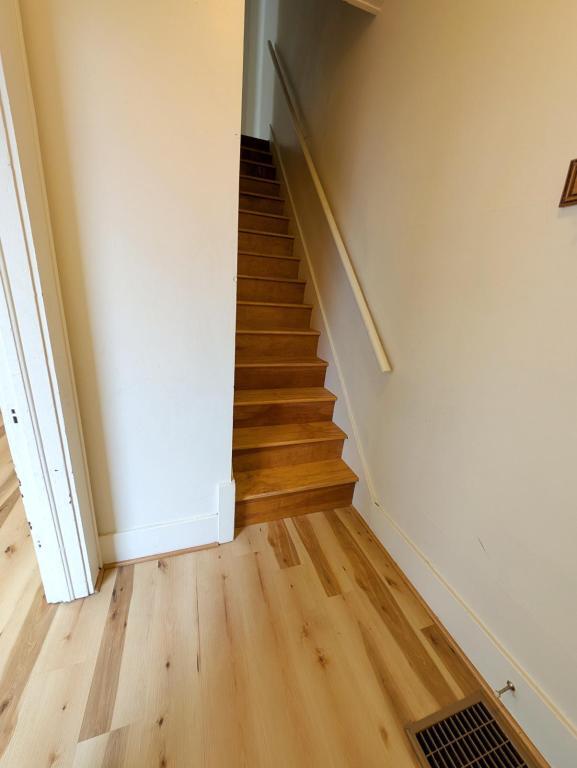 Photo - 929 N 6th St