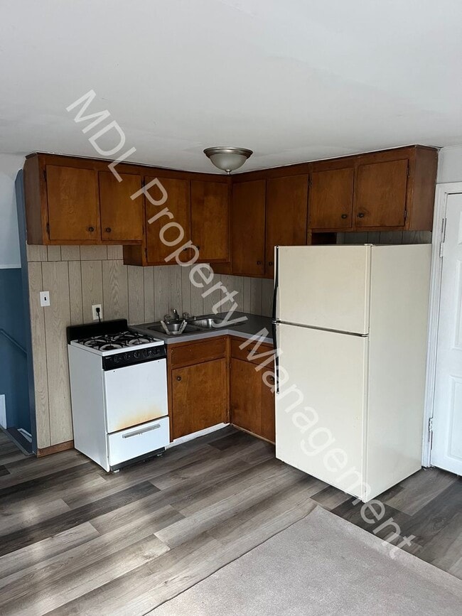 Building Photo - 2634 N Michigan Ave Unit 3