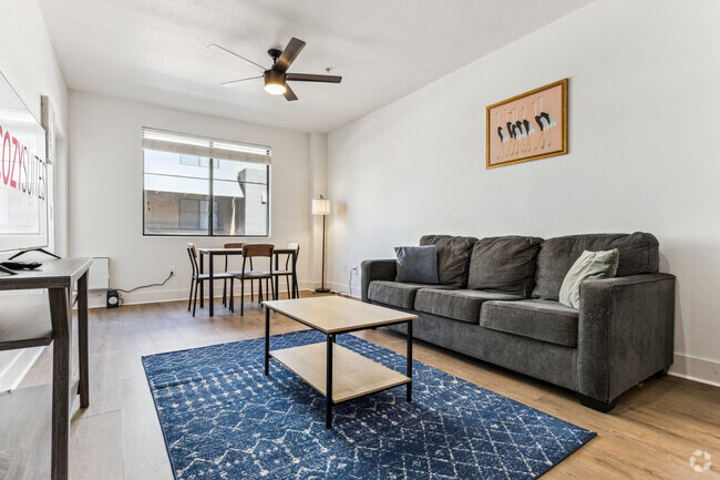 Building Photo - 6610 N 93rd Ave Unit ID1055575P Rental