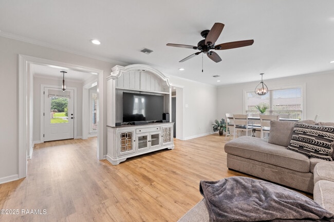 Photo - 2508 Ferris Rd