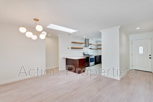 Photo - 2126 Warmwood Ln