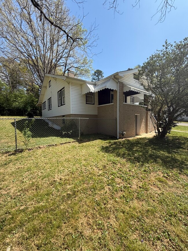 Photo - 941 McDonald Chapel Rd