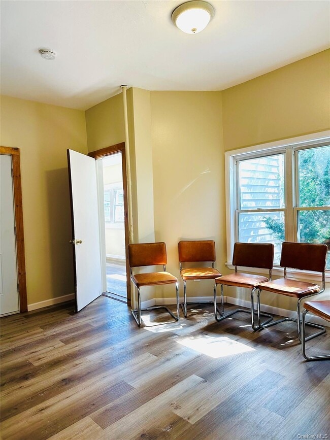 Photo - 545 Broadway Unit 2