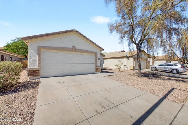 Photo - 22820 W Papago St