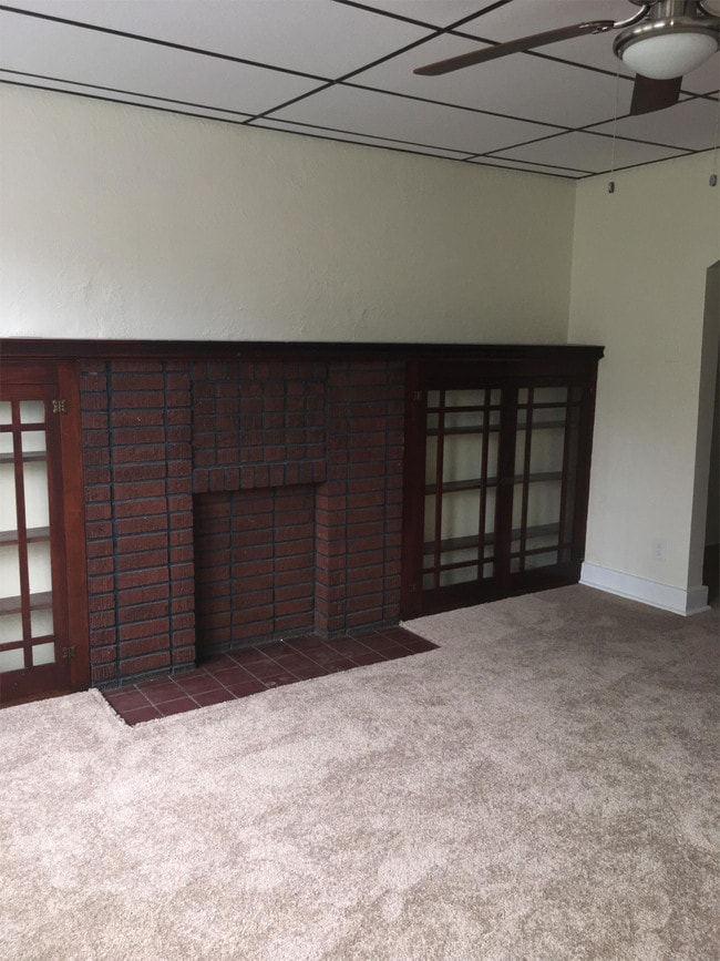 2815 Brownsville Rd Unit 6