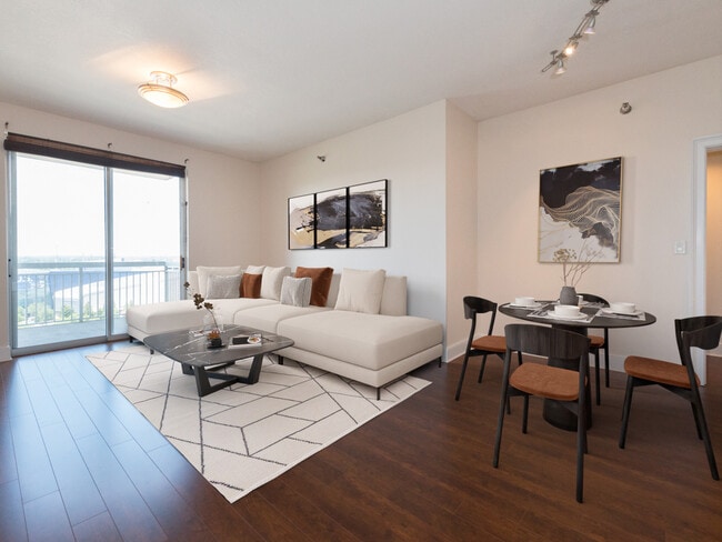 Building Photo - 285 Centennial Olympic Park Dr NW Unit 1102