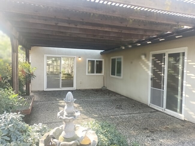 Photo - 107 Petrilli Cir