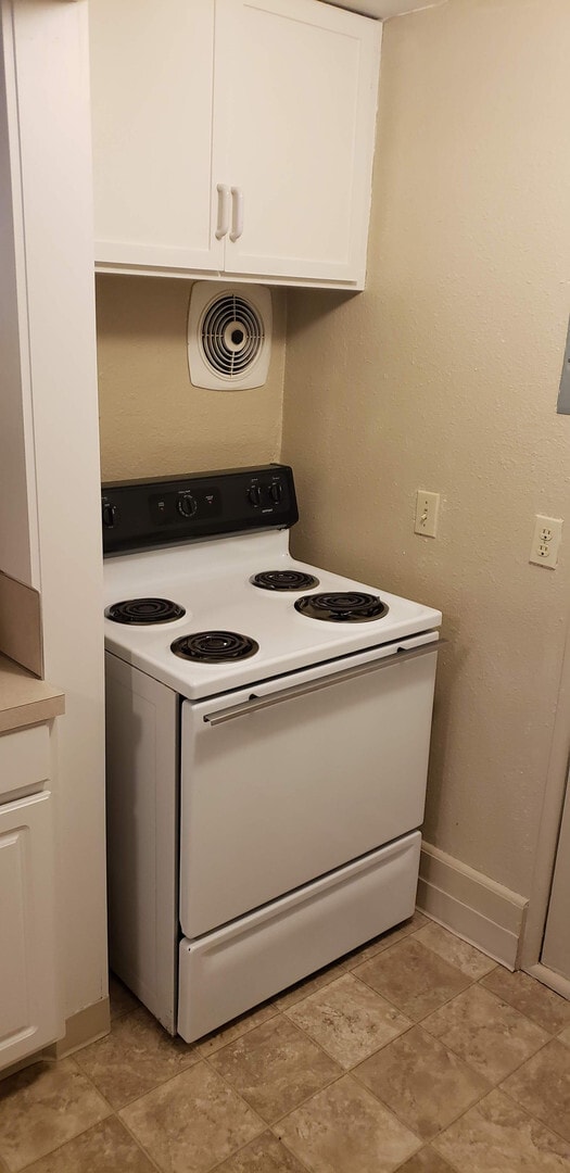 Photo - 455e13 Unit B