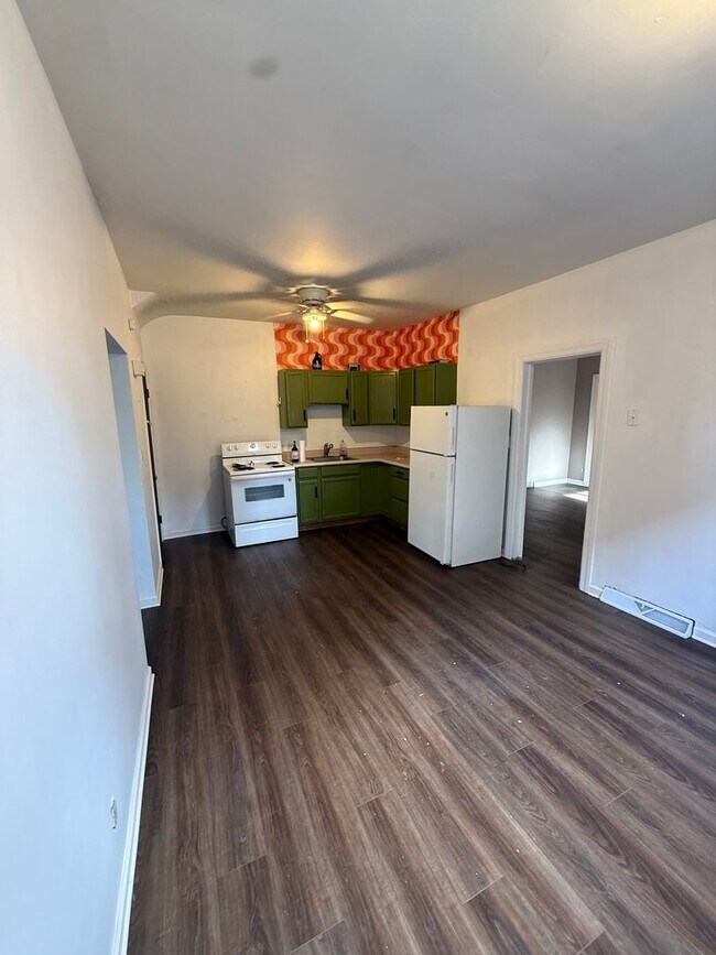 Photo - 260-262 Freeport Road Unit 1