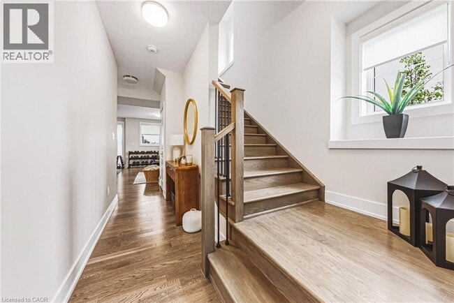 Photo - 2273 Turnberry Rd