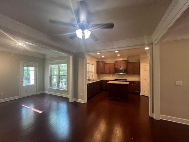 Photo - 1654 Woodbridge Ln