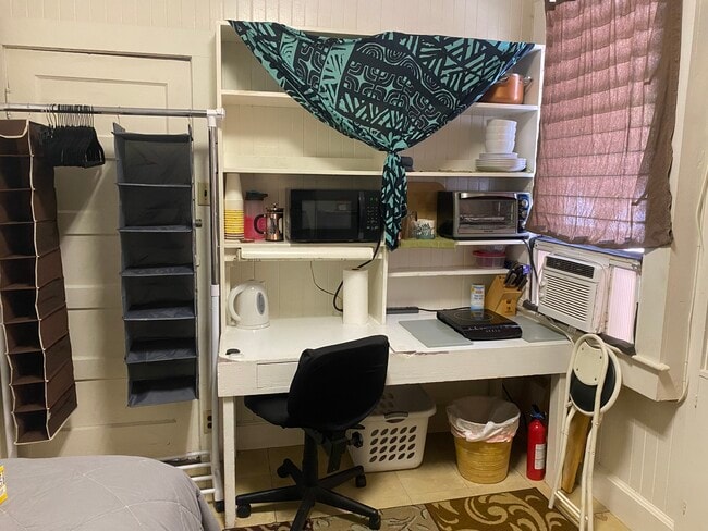 Photo - 1090 Karratti Ln Unit Studio