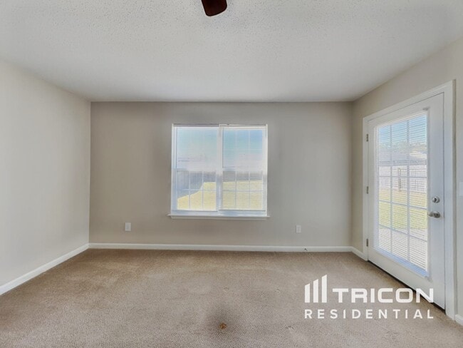 Photo - 5040 Liberty Hall Cir