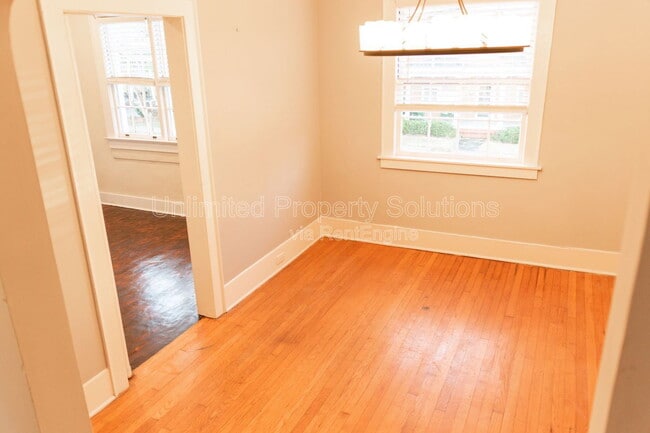 Photo - 115 N 16th St