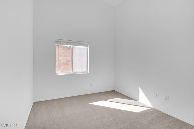 Photo - 1111 Heaton Ave