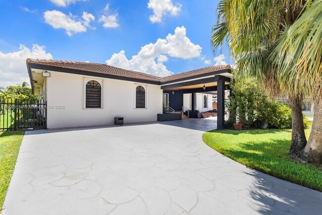Building Photo - 161 SW 129th Ave Rental