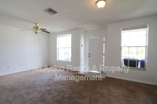 Photo - 6142 Olivedale Dr