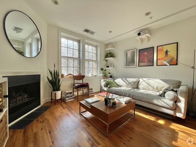 Building Photo - 1731 Willard St NW Rental