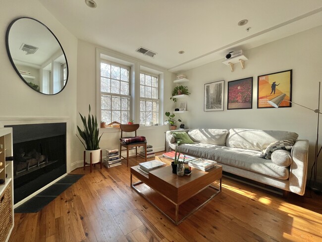 Photo - 1731 Willard St NW Condo