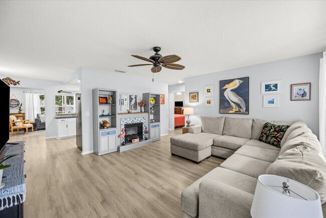 Photo - 215 19th Ave