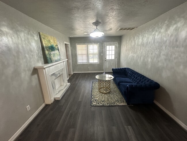 Photo - 2517 NW 38th St