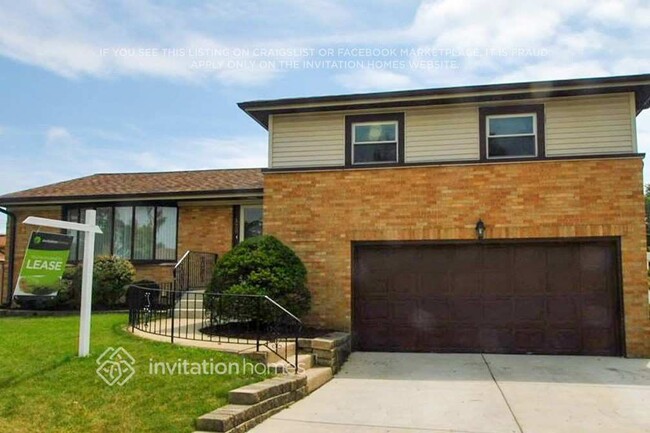 Photo - 520 Winston Dr House