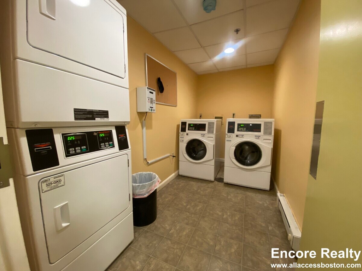 Photo - 35 Park Dr Unit 4