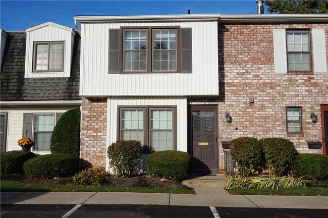 Photo - 663 French Rd