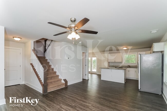 Photo - 4535 Bonneville Dr