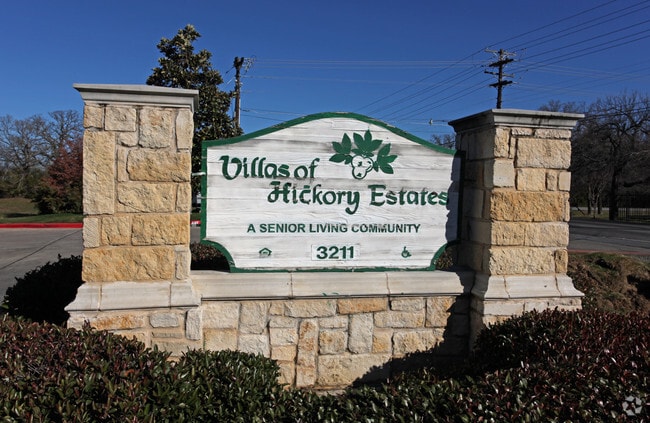 Photo - Villas of Hickory Estates