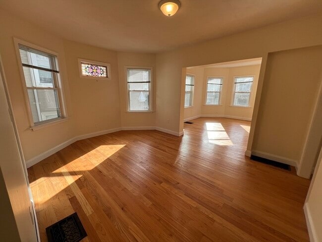 Photo - 12 Weld Hill St Unit 2