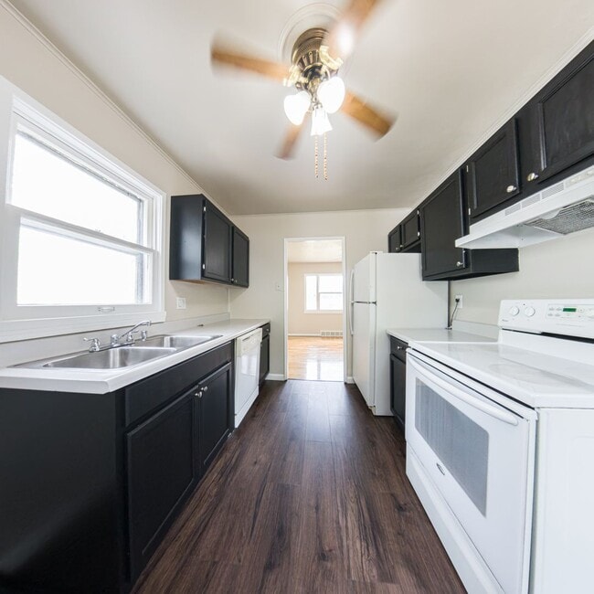 Photo - Updated 2 Bedroom 1 Bath with Large Backyard!