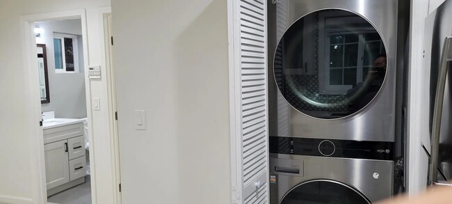 Photo - 438 Minor Ave Unit 438 Minor Ave #2