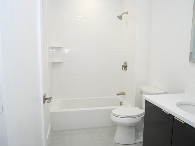 Photo - 38 Hichborn St Unit 101