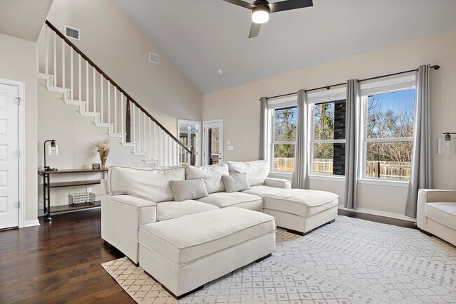 Photo - 3009 Diego Dr