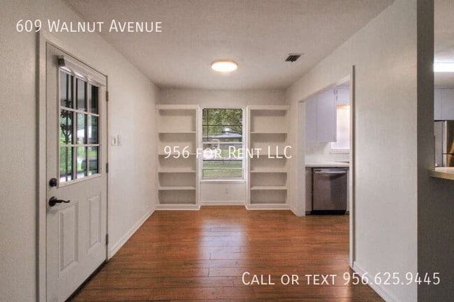 Photo - 609 W Walnut Ave