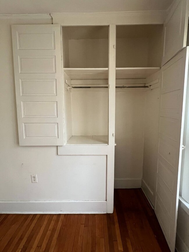 Photo - 1943 W Bethune St