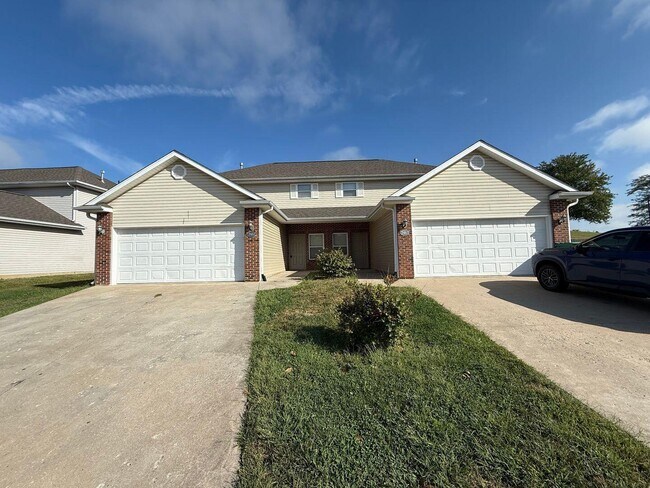 Building Photo - 7463 Arratt Ct