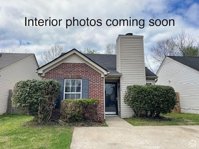 Building Photo - Month-to-Month Lease Available – 2 Bed / 1... Rental