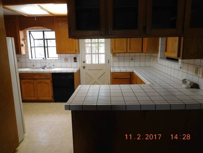 Photo - Charming 3 Bedroom 2 Bathroom - Pets allowed for $50 per month per pet