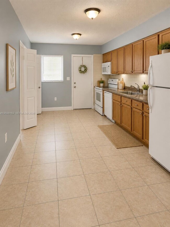 Photo - 701 SW 1st St Unit 1
